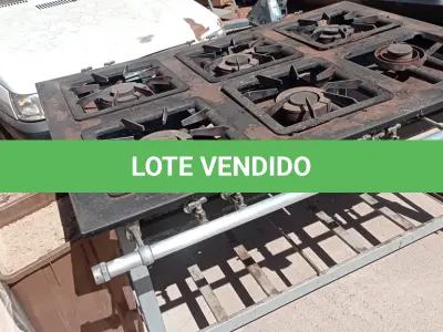 LOTE 402 - 01 FOGÃO INDUSTRIAL 6 BOCAS. (NO ESTADO) ATENÇÃO! FAZER A VISITAÇÃO ANTES DE ARREMATAR, NÃO SABEMOS SE FUNCIONA, LEILÃO NÃO TEM GARANTIA E NEM DEVOLUÇÃO, SUJEITO A POSSÍVEIS AVARIAS VISÍVEIS/OCULTAS E/OU AUSÊNCIA DE COMPONENTES.