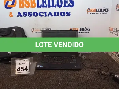 LOTE 454 - 01 NOTEBOOK LENOVO THINKPAD COM CASE. (NO ESTADO) ATENÇÃO! FAZER A VISITAÇÃO ANTES DE ARREMATAR, NÃO SABEMOS SE FUNCIONA, LEILÃO NÃO TEM GARANTIA E NEM DEVOLUÇÃO, SUJEITO A POSSÍVEIS AVARIAS VISÍVEIS/OCULTAS E/OU AUSÊNCIA DE COMPONENTES.