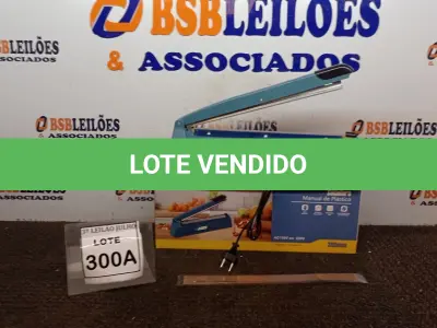 LOTE 300 - 01 SELADORA MANUAL DE PLÁSTICO 8NIVEIS DE AJUSTE MATERIAL ABS DESLIGAMENTO AUTOMÁTICO 220V 300MM POTÊNCIA 400W. (NO ESTADO) ATENÇÃO! FAZER A VISITAÇÃO ANTES DE ARREMATAR, NÃO SABEMOS SE FUNCIONA, LEILÃO NÃO TEM GARANTIA E NEM DEVOLUÇÃO, SUJEITO A POSSÍVEIS AVARIAS VISÍVEIS/OCULTAS E/OU AUSÊNCIA DE COMPONENTES.
