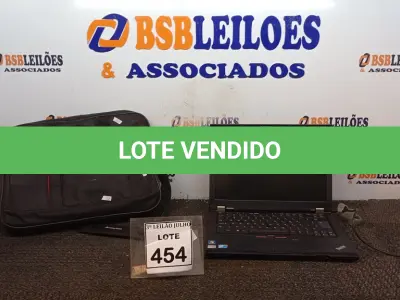 LOTE 454 - 01 NOTEBOOK LENOVO THINKPAD COM CASE. (NO ESTADO) ATENÇÃO! FAZER A VISITAÇÃO ANTES DE ARREMATAR, NÃO SABEMOS SE FUNCIONA, LEILÃO NÃO TEM GARANTIA E NEM DEVOLUÇÃO, SUJEITO A POSSÍVEIS AVARIAS VISÍVEIS/OCULTAS E/OU AUSÊNCIA DE COMPONENTES.