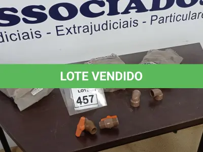 LOTE 457 - 10 PEÇAS DE REGISTRO PVC 25MM, 30 JOELHOS 90° 25X3/4 E VÁRIAS PEÇAS DE TÊ SOLDÁVEL. (NO ESTADO) ATENÇÃO! FAZER A VISITAÇÃO ANTES DE ARREMATAR, NÃO SABEMOS SE FUNCIONA, LEILÃO NÃO TEM GARANTIA E NEM DEVOLUÇÃO, SUJEITO A POSSÍVEIS AVARIAS VISÍVEIS/OCULTAS E/OU AUSÊNCIA DE COMPONENTES.