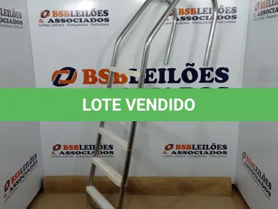 LOTE 478 - 01 ESCADA PARA PISCINA. (NO ESTADO) ATENÇÃO! FAZER A VISITAÇÃO ANTES DE ARREMATAR, NÃO SABEMOS SE FUNCIONA, LEILÃO NÃO TEM GARANTIA E NEM DEVOLUÇÃO, SUJEITO A POSSÍVEIS AVARIAS VISÍVEIS/OCULTAS E/OU AUSÊNCIA DE COMPONENTES.