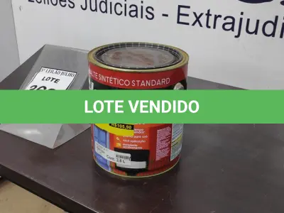 LOTE 368 - 01 LATA DE ESMALTE SINTÉTICO COM 3,6L NA COR BRILHANTE GELO MARCA GLASURIT. (NO ESTADO) ATENÇÃO! FAZER A VISITAÇÃO ANTES DE ARREMATAR, NÃO SABEMOS SE FUNCIONA, LEILÃO NÃO TEM GARANTIA E NEM DEVOLUÇÃO, SUJEITO A POSSÍVEIS AVARIAS VISÍVEIS/OCULTAS E/OU AUSÊNCIA DE COMPONENTES.