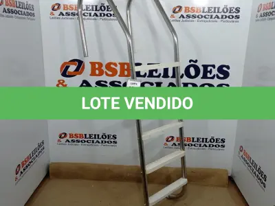 LOTE 478 - 01 ESCADA PARA PISCINA. (NO ESTADO) ATENÇÃO! FAZER A VISITAÇÃO ANTES DE ARREMATAR, NÃO SABEMOS SE FUNCIONA, LEILÃO NÃO TEM GARANTIA E NEM DEVOLUÇÃO, SUJEITO A POSSÍVEIS AVARIAS VISÍVEIS/OCULTAS E/OU AUSÊNCIA DE COMPONENTES.