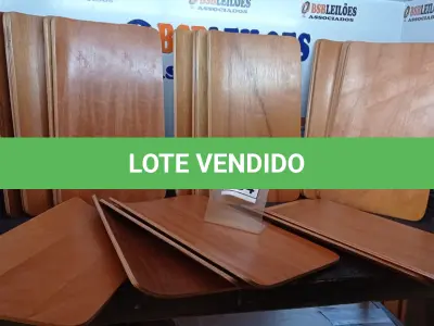 LOTE 234 - 20 PLACAS DE MADEIRAS. (NO ESTADO) ATENÇÃO! FAZER A VISITAÇÃO ANTES DE ARREMATAR, NÃO SABEMOS SE FUNCIONA, LEILÃO NÃO TEM GARANTIA E NEM DEVOLUÇÃO, SUJEITO A POSSÍVEIS AVARIAS VISÍVEIS/OCULTAS E/OU AUSÊNCIA DE COMPONENTES.