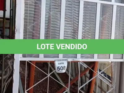 LOTE 508 - 01 JANELA DE VIDRO COM GRADE. (NO ESTADO) ATENÇÃO! FAZER A VISITAÇÃO ANTES DE ARREMATAR, NÃO SABEMOS SE FUNCIONA, LEILÃO NÃO TEM GARANTIA E NEM DEVOLUÇÃO, SUJEITO A POSSÍVEIS AVARIAS VISÍVEIS/OCULTAS E/OU AUSÊNCIA DE COMPONENTES.
