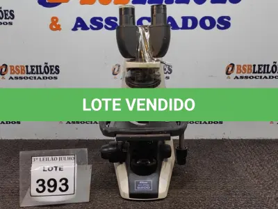 LOTE 393 - 01 MICROSCÓPIO NIKON ECLIPSE E200. (NO ESTADO) ATENÇÃO! FAZER A VISITAÇÃO ANTES DE ARREMATAR, NÃO SABEMOS SE FUNCIONA. LEILÃO NÃO TEM GARANTIA E NEM DEVOLUÇÃO, SUJEITO A POSSÍVEIS AVARIAS VISÍVEIS/OCULTAS E/OU AUSÊNCIA DE COMPONENTES.