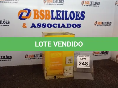 LOTE 248 - 01 LATA DE TINTA ACRÍLICA 18L NA COR FOSCO PALHA MARCA GLASURIT. (NO ESTADO) ATENÇÃO! FAZER A VISITAÇÃO ANTES DE ARREMATAR, NÃO SABEMOS SE FUNCIONA, LEILÃO NÃO TEM GARANTIA E NEM DEVOLUÇÃO, SUJEITO A POSSÍVEIS AVARIAS VISÍVEIS/OCULTAS E/OU AUSÊNCIA DE COMPONENTES.