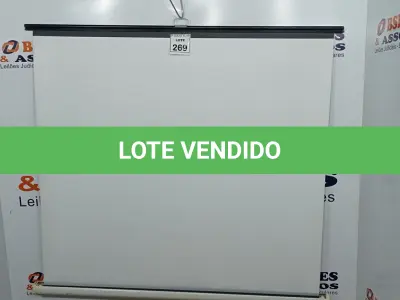 LOTE 269 - 01 TELA DE PROJEÇÃO RETRÁTIL. (NO ESTADO) ATENÇÃO! FAZER A VISITAÇÃO ANTES DE ARREMATAR, NÃO SABEMOS SE FUNCIONA, LEILÃO NÃO TEM GARANTIA E NEM DEVOLUÇÃO, SUJEITO A POSSÍVEIS AVARIAS VISÍVEIS/OCULTAS E/OU AUSÊNCIA DE COMPONENTES.