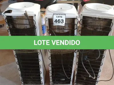 LOTE 463 - 03 BEBEDOUROS PARA GARRAFÃO. (NO ESTADO) ATENÇÃO! FAZER A VISITAÇÃO ANTES DE ARREMATAR, NÃO SABEMOS SE FUNCIONA, LEILÃO NÃO TEM GARANTIA E NEM DEVOLUÇÃO, SUJEITO A POSSÍVEIS AVARIAS VISÍVEIS/OCULTAS E/OU AUSÊNCIA DE COMPONENTES.