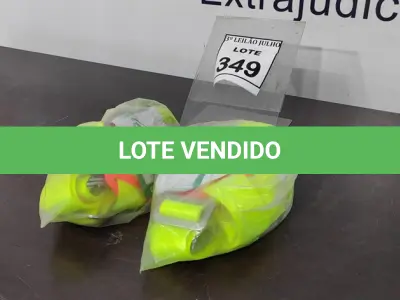 LOTE 525 - 02 CINTAS DE SEGURANÇA.  (NO ESTADO) ATENÇÃO! FAZER A VISITAÇÃO ANTES DE ARREMATAR, NÃO SABEMOS SE FUNCIONA. LEILÃO NÃO TEM GARANTIA E NEM DEVOLUÇÃO, SUJEITO A POSSÍVEIS AVARIAS VISÍVEIS/OCULTAS E/OU AUSÊNCIA DE COMPONENTES.