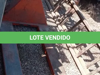 LOTE 504 - 01 PALETEIRA MANUAL. (NO ESTADO) ATENÇÃO! FAZER A VISITAÇÃO ANTES DE ARREMATAR, NÃO SABEMOS SE FUNCIONA, LEILÃO NÃO TEM GARANTIA E NEM DEVOLUÇÃO, SUJEITO A POSSÍVEIS AVARIAS VISÍVEIS/OCULTAS E/OU AUSÊNCIA DE COMPONENTES.