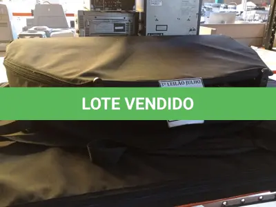 LOTE 473 - 01 KIT DE CENÁRIO FOTOGRÁFICO. (NO ESTADO) ATENÇÃO! FAZER A VISITAÇÃO ANTES DE ARREMATAR, NÃO SABEMOS SE FUNCIONA, LEILÃO NÃO TEM GARANTIA E NEM DEVOLUÇÃO, SUJEITO A POSSÍVEIS AVARIAS VISÍVEIS/OCULTAS E/OU AUSÊNCIA DE COMPONENTES.