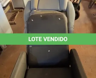 LOTE 440 - 03 POLTRONAS. (NO ESTADO) ATENÇÃO! FAZER A VISITAÇÃO ANTES DE ARREMATAR, NÃO SABEMOS SE FUNCIONA, LEILÃO NÃO TEM GARANTIA E NEM DEVOLUÇÃO, SUJEITO A POSSÍVEIS AVARIAS VISÍVEIS/OCULTAS E/OU AUSÊNCIA DE COMPONENTES.