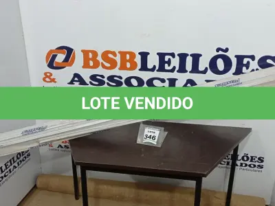 LOTE 346 - 01 PORTA SANFONADA MARCA PLASFLEX. (NO ESTADO) ATENÇÃO! FAZER A VISITAÇÃO ANTES DE ARREMATAR, NÃO SABEMOS SE FUNCIONA, LEILÃO NÃO TEM GARANTIA E NEM DEVOLUÇÃO, SUJEITO A POSSÍVEIS AVARIAS VISÍVEIS/OCULTAS E/OU AUSÊNCIA DE COMPONENTES.