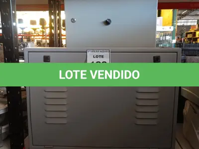 LOTE 122 - 02 QUADROS DE DISTRIBUIÇÃO DE ENERGIA. (NO ESTADO) ATENÇÃO! FAZER A VISITAÇÃO ANTES DE ARREMATAR, NÃO SABEMOS SE FUNCIONA. LEILÃO NÃO TEM GARANTIA E NEM DEVOLUÇÃO, SUJEITO A POSSÍVEIS AVARIAS VISÍVEIS/OCULTAS E/OU AUSÊNCIA DE COMPONENTES.