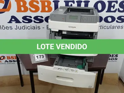 LOTE 173 - 01 IMPRESSORA MULTIFUNCIONAL MODELO T654DN MARCA LEXMARK. (NO ESTADO) ATENÇÃO! FAZER A VISITAÇÃO ANTES DE ARREMATAR, NÃO SABEMOS SE FUNCIONA. LEILÃO NÃO TEM GARANTIA E NEM DEVOLUÇÃO, SUJEITO A POSSÍVEIS AVARIAS VISÍVEIS/OCULTAS E/OU AUSÊNCIA DE COMPONENTES.