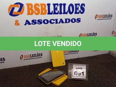 LOTE 091 - 02 TABLETS MARCA CCE. (NO ESTADO) ATENÇÃO! FAZER A VISITAÇÃO ANTES DE ARREMATAR, NÃO SABEMOS SE FUNCIONA. LEILÃO NÃO TEM GARANTIA E NEM DEVOLUÇÃO, SUJEITO A POSSÍVEIS AVARIAS VISÍVEIS/OCULTAS E/OU AUSÊNCIA DE COMPONENTES.