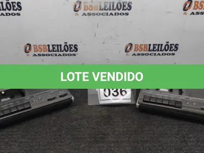 LOTE 036 - 02 RÁDIOS GRAVADORES CASSETE. (NO ESTADO) ATENÇÃO! FAZER A VISITAÇÃO ANTES DE ARREMATAR, NÃO SABEMOS SE FUNCIONA. LEILÃO NÃO TEM GARANTIA E NEM DEVOLUÇÃO, SUJEITO A POSSÍVEIS AVARIAS VISÍVEIS/OCULTAS E/OU AUSÊNCIA DE COMPONENTES.