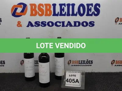 LOTE 405 - 03 GARRAFAS DE VINHO TINTO VALA REAL PORTUGUÊS SAFRA 2019 750ML. (NO ESTADO) ATENÇÃO! FAZER A VISITAÇÃO ANTES DE ARREMATAR, NÃO SABEMOS SE FUNCIONA, LEILÃO NÃO TEM GARANTIA E NEM DEVOLUÇÃO, SUJEITO A POSSÍVEIS AVARIAS VISÍVEIS/OCULTAS E/OU AUSÊNCIA DE COMPONENTES.