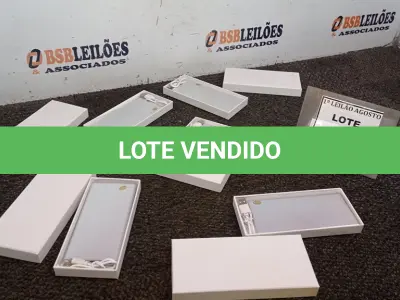 LOTE 066 - 05 BATERIAS EXTERNAS. (NO ESTADO) ATENÇÃO! FAZER A VISITAÇÃO ANTES DE ARREMATAR, NÃO SABEMOS SE FUNCIONA. LEILÃO NÃO TEM GARANTIA E NEM DEVOLUÇÃO, SUJEITO A POSSÍVEIS AVARIAS VISÍVEIS/OCULTAS E/OU AUSÊNCIA DE COMPONENTES.