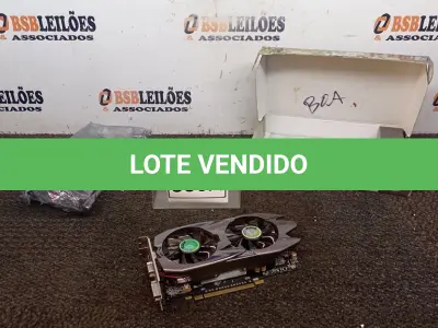 LOTE 330 - 01 PLACA DE VÍDEO NVIDIA GEFORCE. (NO ESTADO) ATENÇÃO! FAZER A VISITAÇÃO ANTES DE ARREMATAR, NÃO SABEMOS SE FUNCIONA, LEILÃO NÃO TEM GARANTIA E NEM DEVOLUÇÃO, SUJEITO A POSSÍVEIS AVARIAS VISÍVEIS/OCULTAS E/OU AUSÊNCIA DE COMPONENTES.