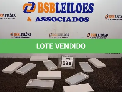 LOTE 096 - 05 BATERIAS EXTERNAS. (NO ESTADO) ATENÇÃO! FAZER A VISITAÇÃO ANTES DE ARREMATAR, NÃO SABEMOS SE FUNCIONA. LEILÃO NÃO TEM GARANTIA E NEM DEVOLUÇÃO, SUJEITO A POSSÍVEIS AVARIAS VISÍVEIS/OCULTAS E/OU AUSÊNCIA DE COMPONENTES.