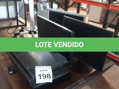 LOTE 198 - 07 MONITORES DE MARCAS E MODELOS DIVERSOS. (NO ESTADO) ATENÇÃO! FAZER A VISITAÇÃO ANTES DE ARREMATAR, NÃO SABEMOS SE FUNCIONA. LEILÃO NÃO TEM GARANTIA E NEM DEVOLUÇÃO, SUJEITO A POSSÍVEIS AVARIAS VISÍVEIS/OCULTAS E/OU AUSÊNCIA DE COMPONENTES.