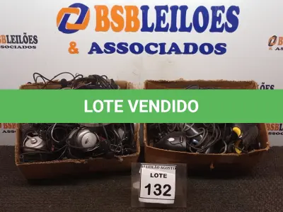 LOTE 132 - 01 LOTE COM VÁRIAS LEITORAS DE CÓDIGO DE BARRAS E FONES DE OUVIDOS DIVERSOS. (NO ESTADO) ATENÇÃO! FAZER A VISITAÇÃO ANTES DE ARREMATAR, NÃO SABEMOS SE FUNCIONA, LEILÃO NÃO TEM GARANTIA E NEM DEVOLUÇÃO, SUJEITO A POSSÍVEIS AVARIAS VISÍVEIS/OCULTAS E/OU AUSÊNCIA DE COMPONENTES.