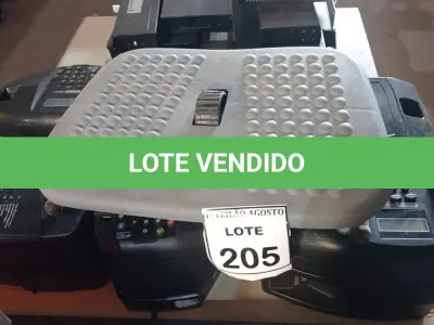LOTE 205 - 08 RELÓGIOS DE PONTO E 01 APOIO ERGONÔMICO PARA OS PÉS. (NO ESTADO) ATENÇÃO! FAZER A VISITAÇÃO ANTES DE ARREMATAR, NÃO SABEMOS SE FUNCIONA, LEILÃO NÃO TEM GARANTIA E NEM DEVOLUÇÃO, SUJEITO A POSSÍVEIS AVARIAS VISÍVEIS/OCULTAS E/OU AUSÊNCIA DE COMPONENTES.