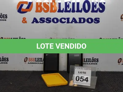LOTE 054 - 02 TABLETS. (NO ESTADO) ATENÇÃO! FAZER A VISITAÇÃO ANTES DE ARREMATAR, NÃO SABEMOS SE FUNCIONA. LEILÃO NÃO TEM GARANTIA E NEM DEVOLUÇÃO, SUJEITO A POSSÍVEIS AVARIAS VISÍVEIS/OCULTAS E/OU AUSÊNCIA DE COMPONENTES.