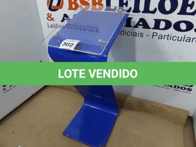LOTE 302 - 01 PÚLPITO EM FERRO E ACRÍLICO. (NO ESTADO) ATENÇÃO! FAZER A VISITAÇÃO ANTES DE ARREMATAR, NÃO SABEMOS SE FUNCIONA, LEILÃO NÃO TEM GARANTIA E NEM DEVOLUÇÃO, SUJEITO A POSSÍVEIS AVARIAS VISÍVEIS/OCULTAS E/OU AUSÊNCIA DE COMPONENTES.