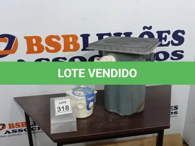 LOTE 318 - 01 CAIXA DE GORDURA MARCA TIGRE E 01 CAIXA SIFONADA QUADRADA BRANCA. (NO ESTADO) ATENÇÃO! FAZER A VISITAÇÃO ANTES DE ARREMATAR, NÃO SABEMOS SE FUNCIONA, LEILÃO NÃO TEM GARANTIA E NEM DEVOLUÇÃO, SUJEITO A POSSÍVEIS AVARIAS VISÍVEIS/OCULTAS E/OU AUSÊNCIA DE COMPONENTES.