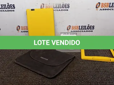 LOTE 102 - 01 TABLET COM CASE MARCA POSITIVO. (NO ESTADO) ATENÇÃO! FAZER A VISITAÇÃO ANTES DE ARREMATAR, NÃO SABEMOS SE FUNCIONA. LEILÃO NÃO TEM GARANTIA E NEM DEVOLUÇÃO, SUJEITO A POSSÍVEIS AVARIAS VISÍVEIS/OCULTAS E/OU AUSÊNCIA DE COMPONENTES.