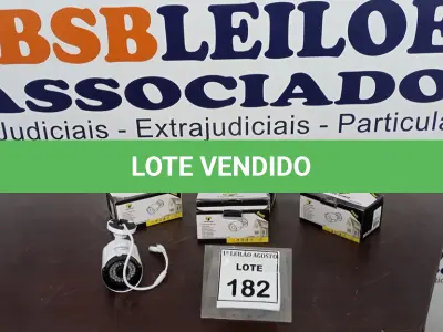 LOTE 182 - 04 CÂMERAS DE MONITORAMENTO AHD 1080P MARCA JORTAN. (NO ESTADO) ATENÇÃO! FAZER A VISITAÇÃO ANTES DE ARREMATAR, NÃO SABEMOS SE FUNCIONA, LEILÃO NÃO TEM GARANTIA E NEM DEVOLUÇÃO, SUJEITO A POSSÍVEIS AVARIAS VISÍVEIS/OCULTAS E/OU AUSÊNCIA DE COMPONENTES.