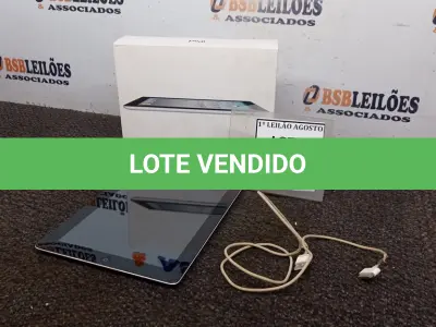 LOTE 063 - 01 IPAD 16G NA CAIXA. (NO ESTADO) ATENÇÃO! FAZER A VISITAÇÃO ANTES DE ARREMATAR, NÃO SABEMOS SE FUNCIONA. LEILÃO NÃO TEM GARANTIA E NEM DEVOLUÇÃO, SUJEITO A POSSÍVEIS AVARIAS VISÍVEIS/OCULTAS E/OU AUSÊNCIA DE COMPONENTES.