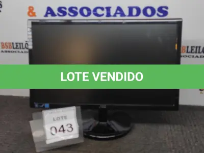 LOTE 043 - 01 MONITOR MARCA AOC. (NO ESTADO) ATENÇÃO! FAZER A VISITAÇÃO ANTES DE ARREMATAR, NÃO SABEMOS SE FUNCIONA. LEILÃO NÃO TEM GARANTIA E NEM DEVOLUÇÃO, SUJEITO A POSSÍVEIS AVARIAS VISÍVEIS/OCULTAS E/OU AUSÊNCIA DE COMPONENTES.