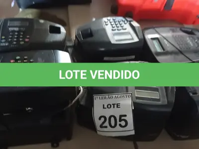 LOTE 205 - 08 RELÓGIOS DE PONTO E 01 APOIO ERGONÔMICO PARA OS PÉS. (NO ESTADO) ATENÇÃO! FAZER A VISITAÇÃO ANTES DE ARREMATAR, NÃO SABEMOS SE FUNCIONA, LEILÃO NÃO TEM GARANTIA E NEM DEVOLUÇÃO, SUJEITO A POSSÍVEIS AVARIAS VISÍVEIS/OCULTAS E/OU AUSÊNCIA DE COMPONENTES.