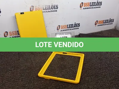 LOTE 086 - 01 TABLET COM CAPA MARCA POSITIVO. (NO ESTADO) ATENÇÃO! FAZER A VISITAÇÃO ANTES DE ARREMATAR, NÃO SABEMOS SE FUNCIONA. LEILÃO NÃO TEM GARANTIA E NEM DEVOLUÇÃO, SUJEITO A POSSÍVEIS AVARIAS VISÍVEIS/OCULTAS E/OU AUSÊNCIA DE COMPONENTES.