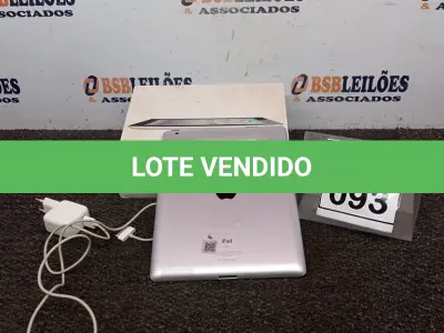 LOTE 093 - 01 IPAD 16G NA CAIXA. (NO ESTADO) ATENÇÃO! FAZER A VISITAÇÃO ANTES DE ARREMATAR, NÃO SABEMOS SE FUNCIONA. LEILÃO NÃO TEM GARANTIA E NEM DEVOLUÇÃO, SUJEITO A POSSÍVEIS AVARIAS VISÍVEIS/OCULTAS E/OU AUSÊNCIA DE COMPONENTES.