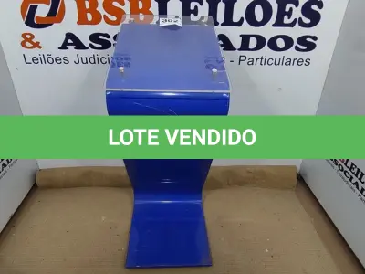 LOTE 302 - 01 PÚLPITO EM FERRO E ACRÍLICO. (NO ESTADO) ATENÇÃO! FAZER A VISITAÇÃO ANTES DE ARREMATAR, NÃO SABEMOS SE FUNCIONA, LEILÃO NÃO TEM GARANTIA E NEM DEVOLUÇÃO, SUJEITO A POSSÍVEIS AVARIAS VISÍVEIS/OCULTAS E/OU AUSÊNCIA DE COMPONENTES.