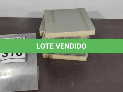 LOTE 316 - 06 FITAS DE FILME DE ROLO. (NO ESTADO) ATENÇÃO! FAZER A VISITAÇÃO ANTES DE ARREMATAR, NÃO SABEMOS SE FUNCIONA, LEILÃO NÃO TEM GARANTIA E NEM DEVOLUÇÃO, SUJEITO A POSSÍVEIS AVARIAS VISÍVEIS/OCULTAS E/OU AUSÊNCIA DE COMPONENTES.