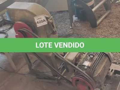 LOTE 420 - 01 FORRAGEIRA. (NO ESTADO) ATENÇÃO! FAZER A VISITAÇÃO ANTES DE ARREMATAR, NÃO SABEMOS SE FUNCIONA, LEILÃO NÃO TEM GARANTIA E NEM DEVOLUÇÃO, SUJEITO A POSSÍVEIS AVARIAS VISÍVEIS/OCULTAS E/OU AUSÊNCIA DE COMPONENTES.