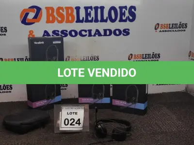 LOTE 024 - 04 HEADSET COM MICROFONE MARCA YEALINK. (NO ESTADO) ATENÇÃO! FAZER A VISITAÇÃO ANTES DE ARREMATAR, NÃO SABEMOS SE FUNCIONA. LEILÃO NÃO TEM GARANTIA E NEM DEVOLUÇÃO, SUJEITO A POSSÍVEIS AVARIAS VISÍVEIS/OCULTAS E/OU AUSÊNCIA DE COMPONENTES.