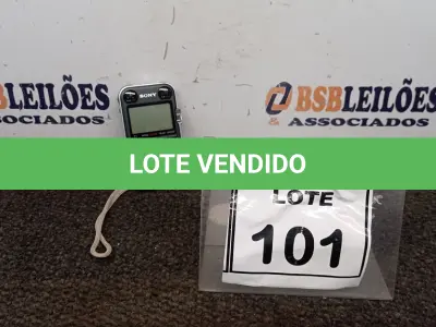LOTE 101 - 01 GRAVADOR DE VOZ MARCA SONY. (NO ESTADO) ATENÇÃO! FAZER A VISITAÇÃO ANTES DE ARREMATAR, NÃO SABEMOS SE FUNCIONA. LEILÃO NÃO TEM GARANTIA E NEM DEVOLUÇÃO, SUJEITO A POSSÍVEIS AVARIAS VISÍVEIS/OCULTAS E/OU AUSÊNCIA DE COMPONENTES.
