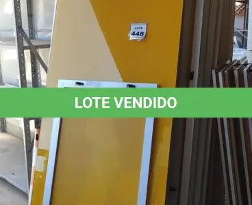 LOTE 448 - 27 PEÇAS DE VIDRO DE FACHADA. (NO ESTADO) ATENÇÃO! FAZER A VISITAÇÃO ANTES DE ARREMATAR, NÃO SABEMOS SE FUNCIONA, LEILÃO NÃO TEM GARANTIA E NEM DEVOLUÇÃO, SUJEITO A POSSÍVEIS AVARIAS VISÍVEIS/OCULTAS E/OU AUSÊNCIA DE COMPONENTES.