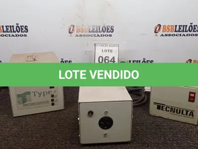 LOTE 064 - 03 TRANSFORMADORES MARCAS E MODELOS DIVERSOS. (NO ESTADO) ATENÇÃO! FAZER A VISITAÇÃO ANTES DE ARREMATAR, NÃO SABEMOS SE FUNCIONA, LEILÃO NÃO TEM GARANTIA E NEM DEVOLUÇÃO, SUJEITO A POSSÍVEIS AVARIAS VISÍVEIS/OCULTAS E/OU AUSÊNCIA DE COMPONENTES.