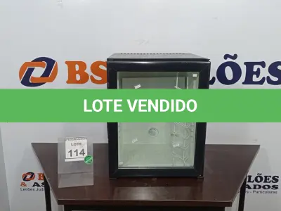 LOTE 114 - 01 ADEGA 40L 220V. (NO ESTADO) ATENÇÃO! FAZER A VISITAÇÃO ANTES DE ARREMATAR, NÃO SABEMOS SE FUNCIONA. LEILÃO NÃO TEM GARANTIA E NEM DEVOLUÇÃO, SUJEITO A POSSÍVEIS AVARIAS VISÍVEIS/OCULTAS E/OU AUSÊNCIA DE COMPONENTES.