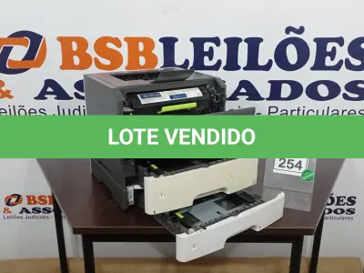 LOTE 254 - 01 IMPRESSORA MODELO MS610DN MARCA LEXMARK. (NO ESTADO) ATENÇÃO! FAZER A VISITAÇÃO ANTES DE ARREMATAR, NÃO SABEMOS SE FUNCIONA. LEILÃO NÃO TEM GARANTIA E NEM DEVOLUÇÃO, SUJEITO A POSSÍVEIS AVARIAS VISÍVEIS/OCULTAS E/OU AUSÊNCIA DE COMPONENTES.