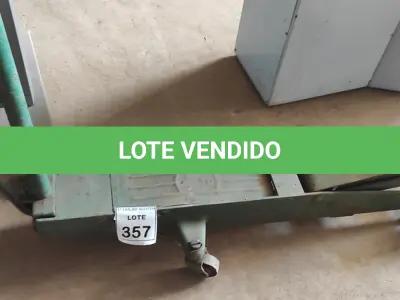 LOTE 357 - 01 MACACO JACARÉ COR VERDE. (NO ESTADO) ATENÇÃO! FAZER A VISITAÇÃO ANTES DE ARREMATAR, NÃO SABEMOS SE FUNCIONA, LEILÃO NÃO TEM GARANTIA E NEM DEVOLUÇÃO, SUJEITO A POSSÍVEIS AVARIAS VISÍVEIS/OCULTAS E/OU AUSÊNCIA DE COMPONENTES.